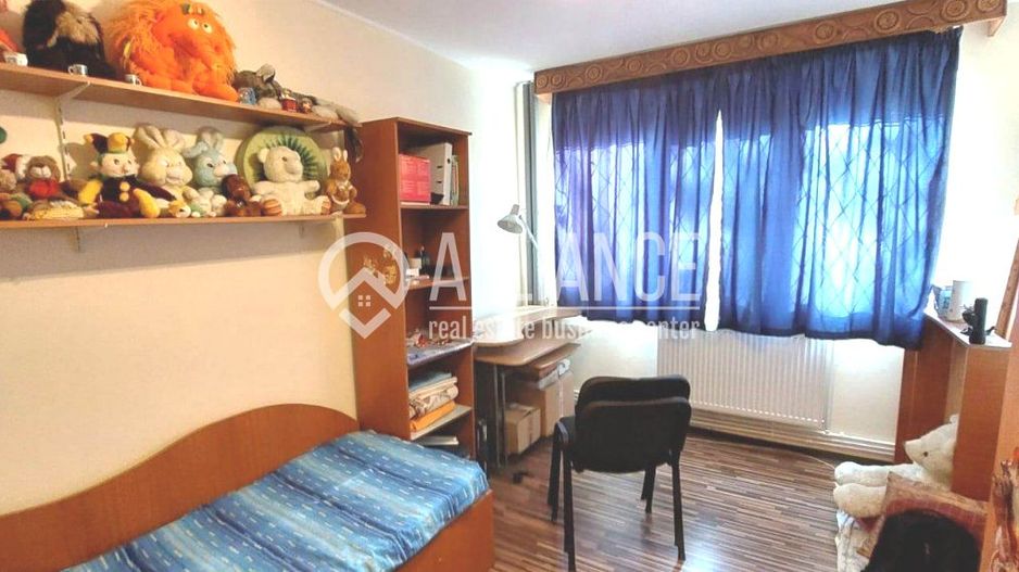 Abator/Gara (COD04)- 3 camere decomandate - Poză 2