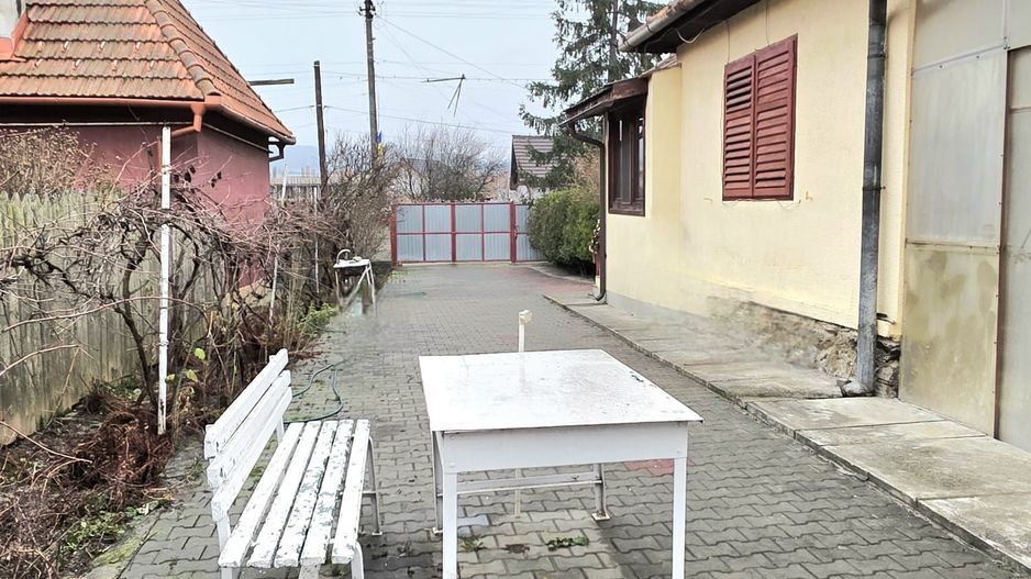 DE VANZARE CASA 5CAMERE ZONA CENTRALA TALMACIU - Poză 33