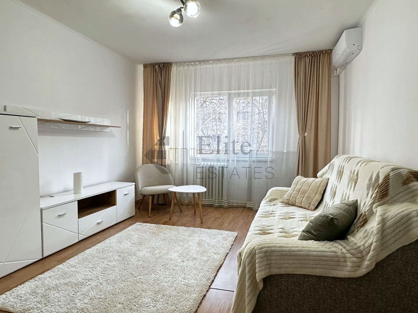 Apartament cu 1 camera de inchirat in Rogerius - Poză 1