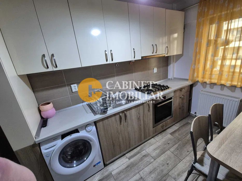 Apartament 3 Camere Decomandat - Zona Galata - Poză 4