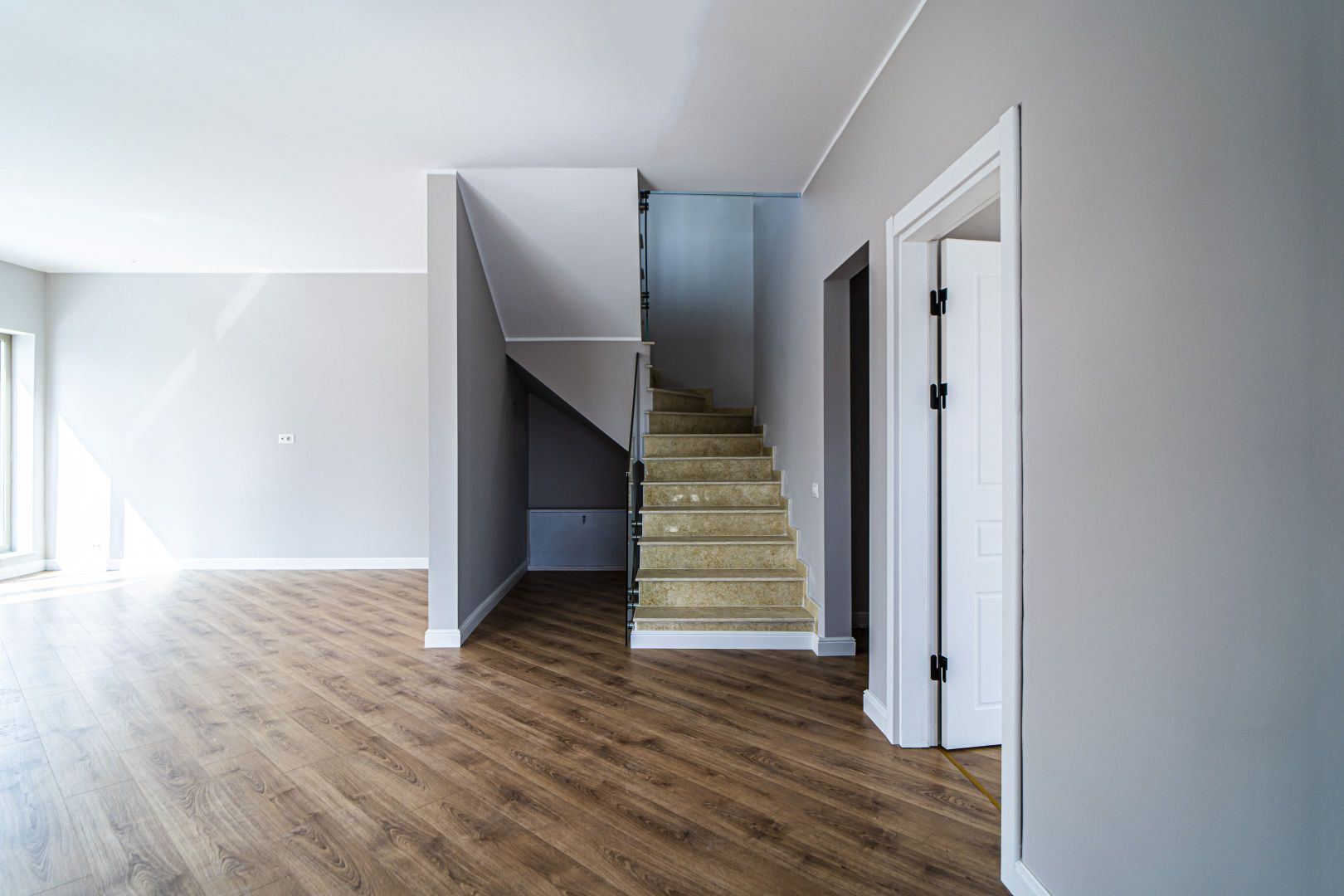 | COMISION 0% | VILA INDIVIDUALA |5 CAMERE| FINISATA COMPLET | TOATE UTILITATILE - Poză 9