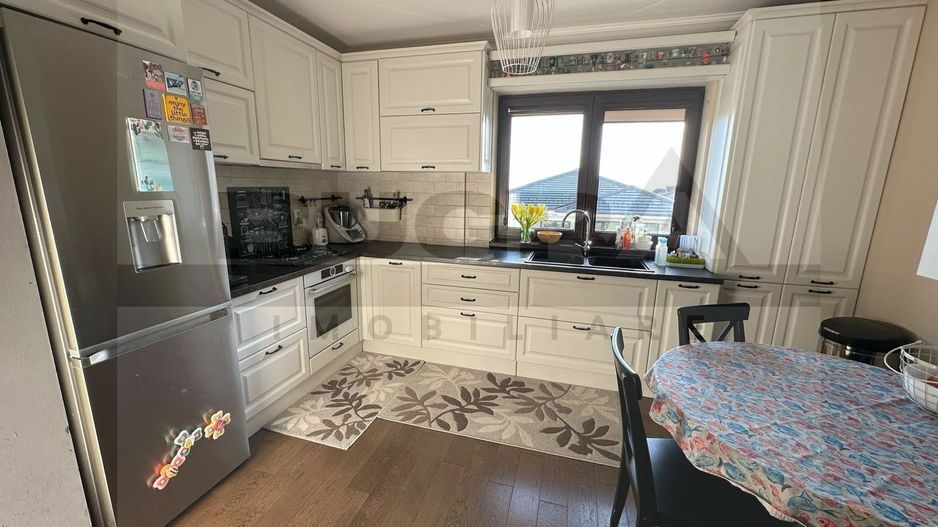 Apartament de 3 camere, modern, 77mp, 2 parcari, cartier Europa - Poză 4