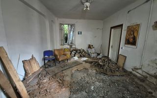 Casa P+1  - Dacia - Eminescu - curte comuna - Poză 4