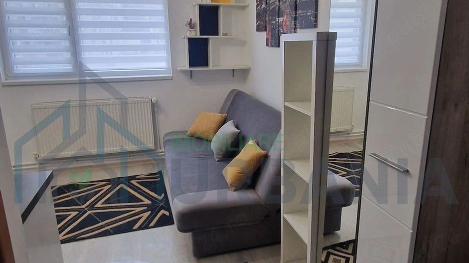 Garsonieră de închiriat, Poitiers (Frumoasa), 17 mp, bloc renovat 2019 - Poză 1