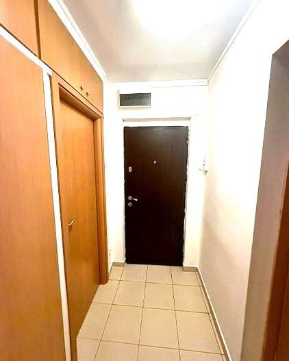 🏡 Închiriez Apartament cu 2 camere renovat, Bd. Basarabiei, etaj 2 - Poză 2