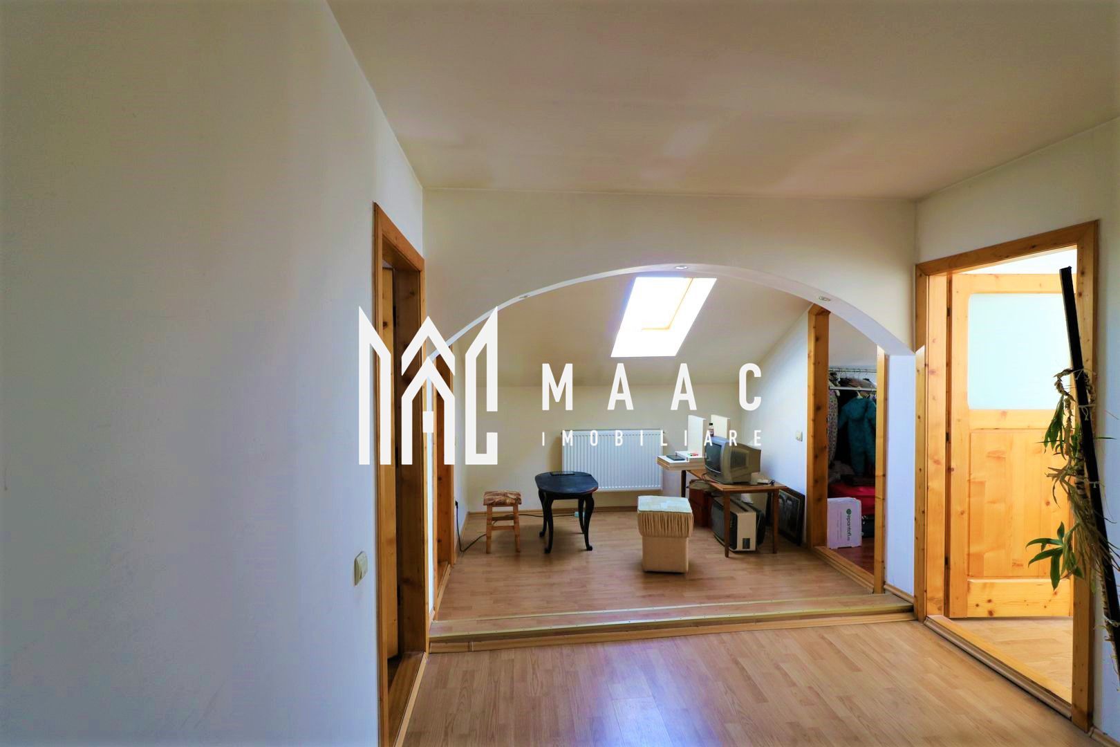 Apartament 5 camere | 137 mp | 2 bai | Curte | Strand - Poză 3