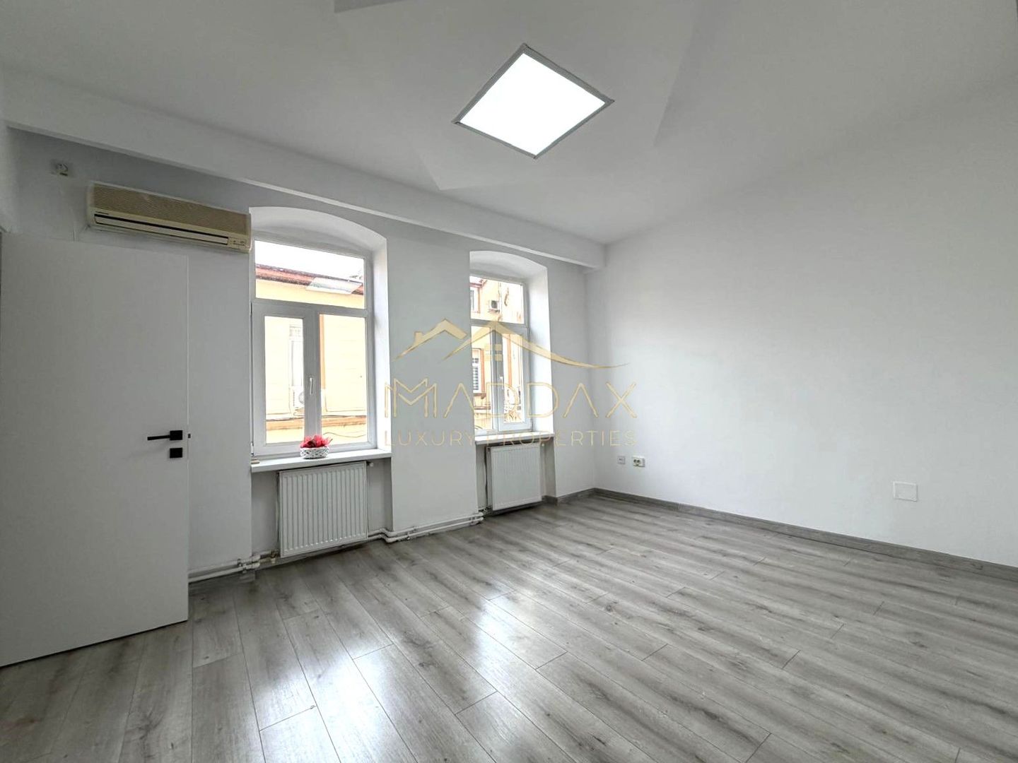 Spatiu de inchiriat // birou in zona premium // 100mp // Ultracentral - Poză 3