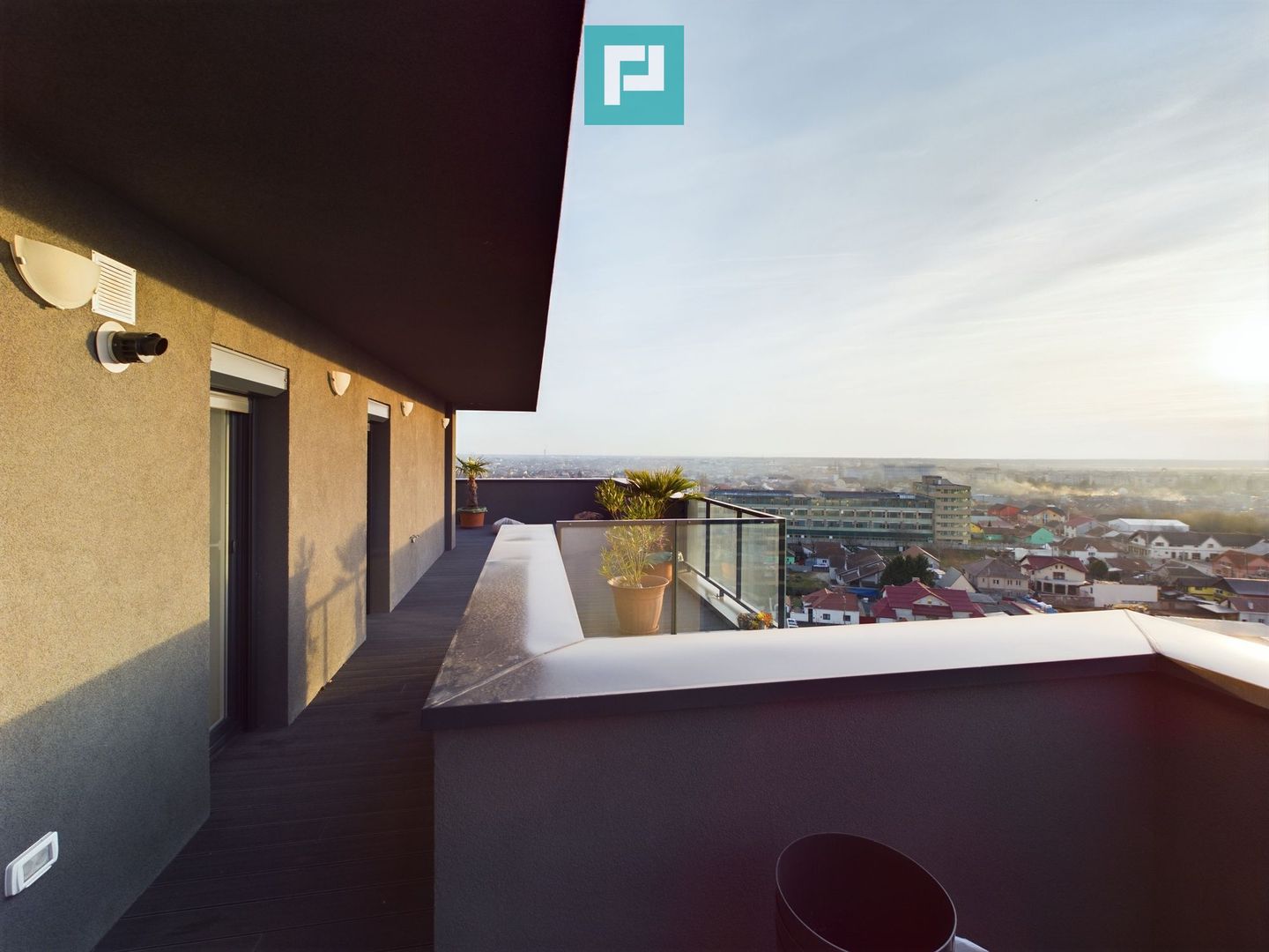 Penthouse deluxe cu terasă  în Adora Park - Poză 14