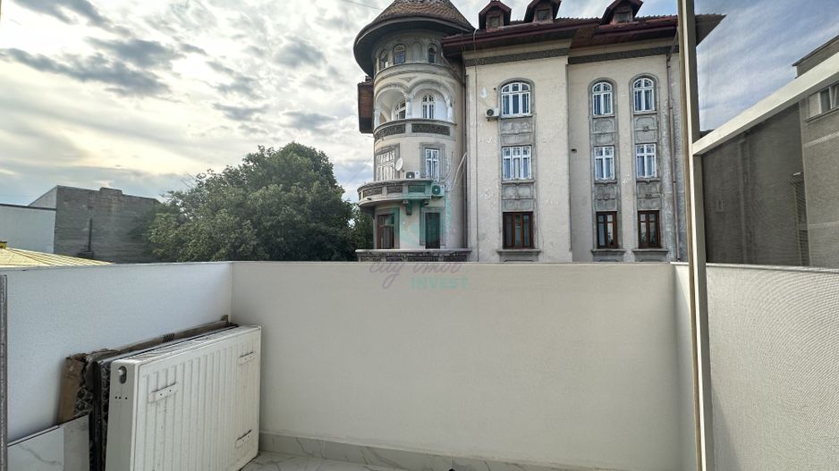 2 camere RENOVATE zona Calea Calarasilor - Piata Sfantul Stefan - Poză 1