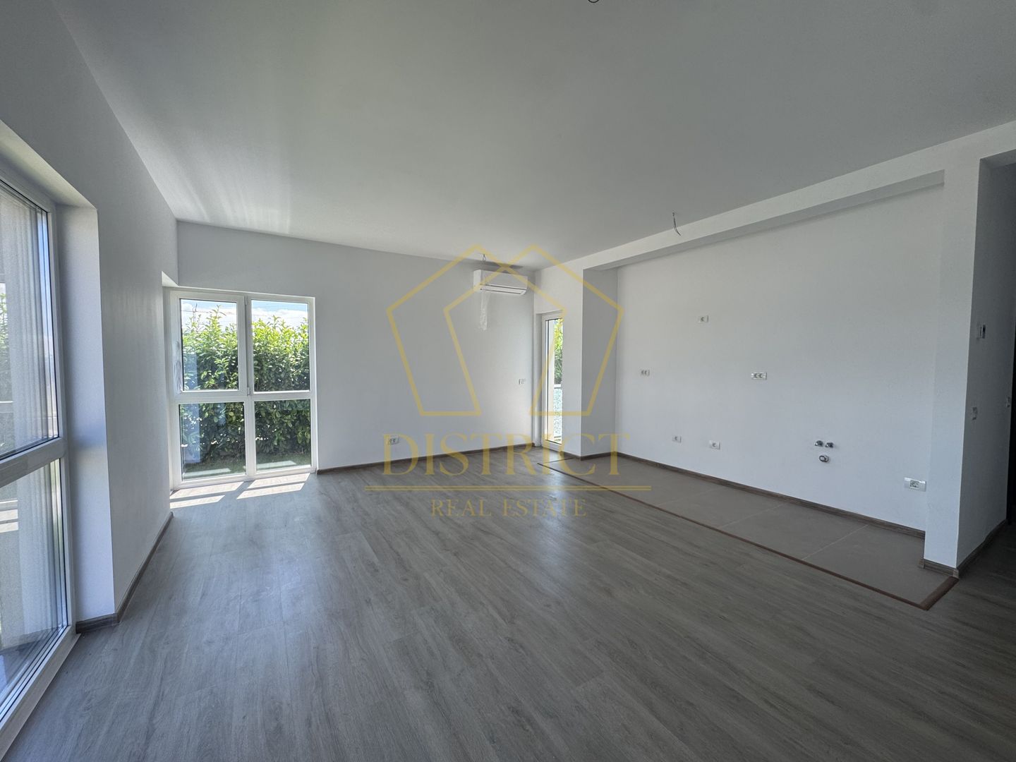 COM 0% Apartament nou cu 2 camere | Torontalului - Poză 3