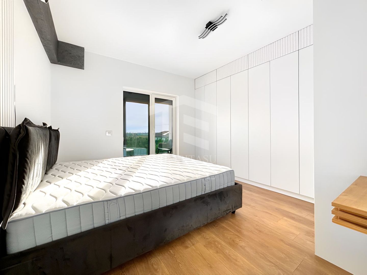 3 Camere | Lux | Piscina | 2x Parcare | Mobilat-Utilat | Comision 0 - Poză 7