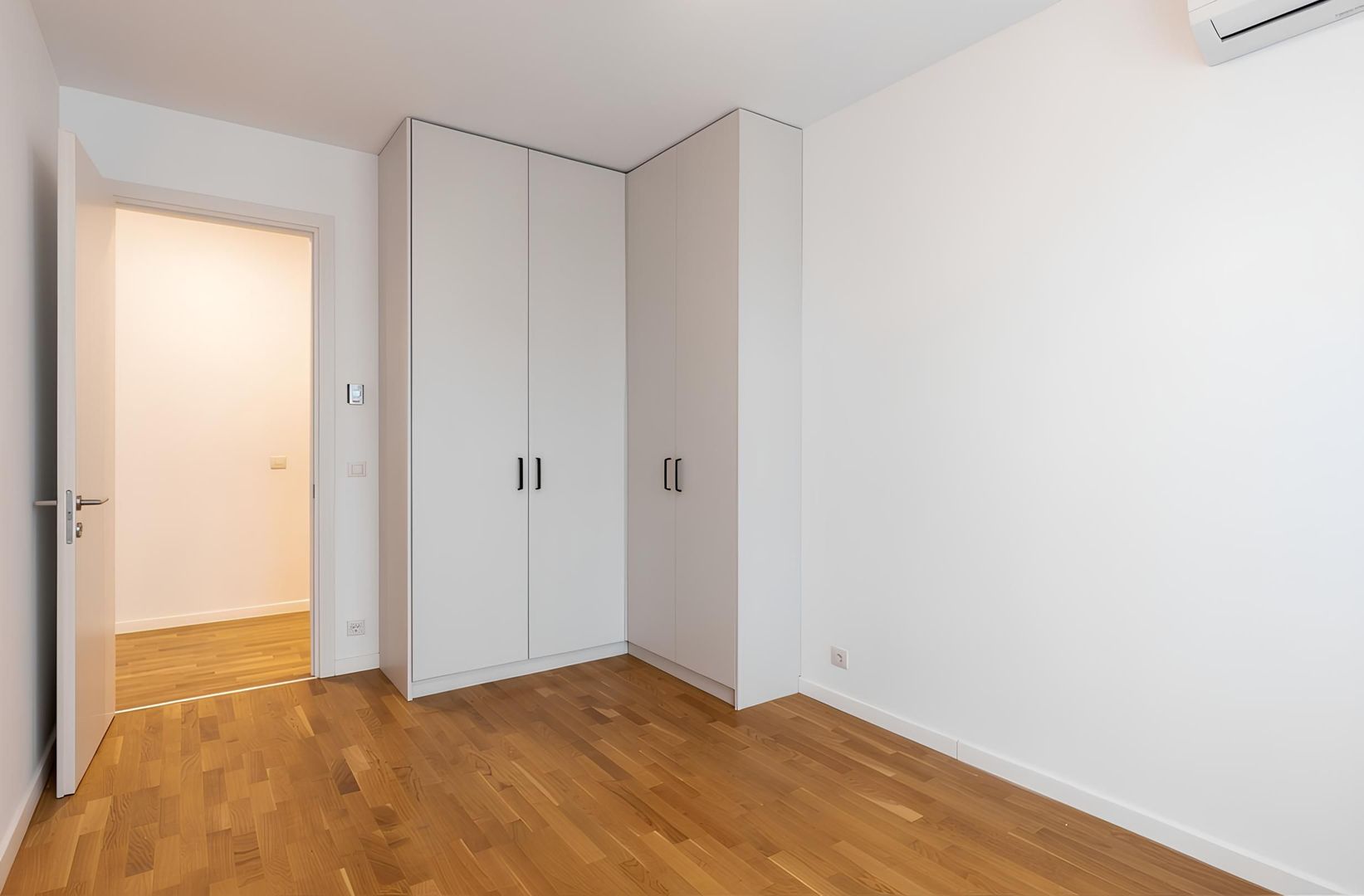 Apartament modern 3 camere  I Luxuria Domenii I Loc de parcare inclus - Poză 11