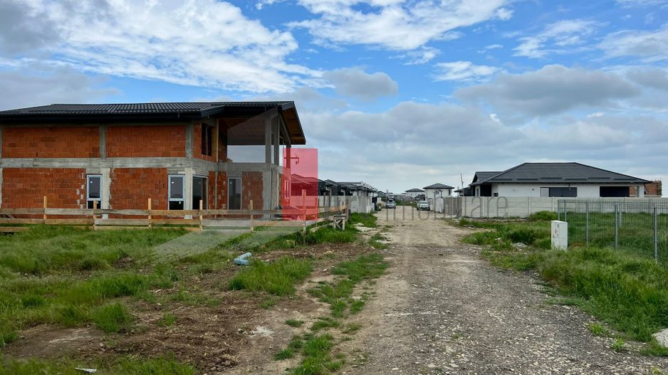 De vânzare  2 loturi de teren in comuna Berceni-Vidra - Poză 2