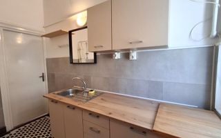 Garsoniera de vanzare  Zona Piata Romana - Poză 8