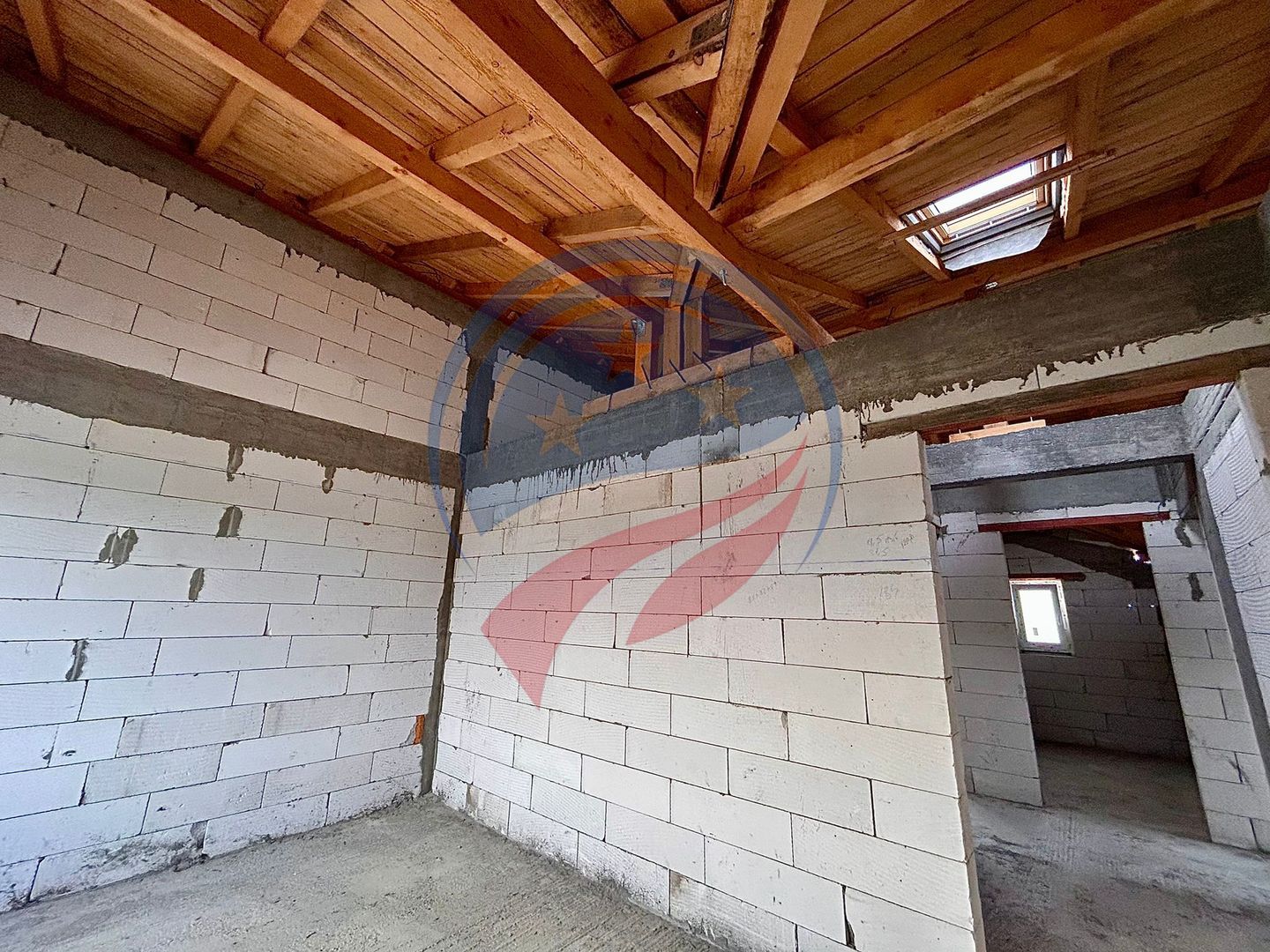 Vilă cu 5 camere de vânzare în zona Damila - Poză 20