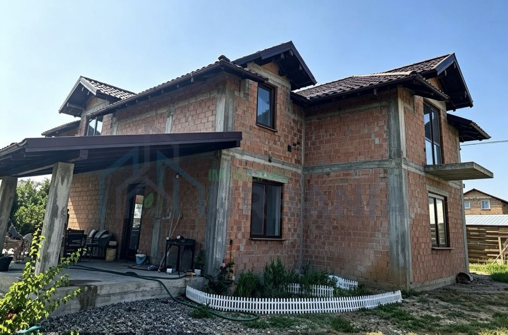Casă individuală P+1, Valea Lupului – 172 mp, teren 500 mp, garaj inclus - Poză 2
