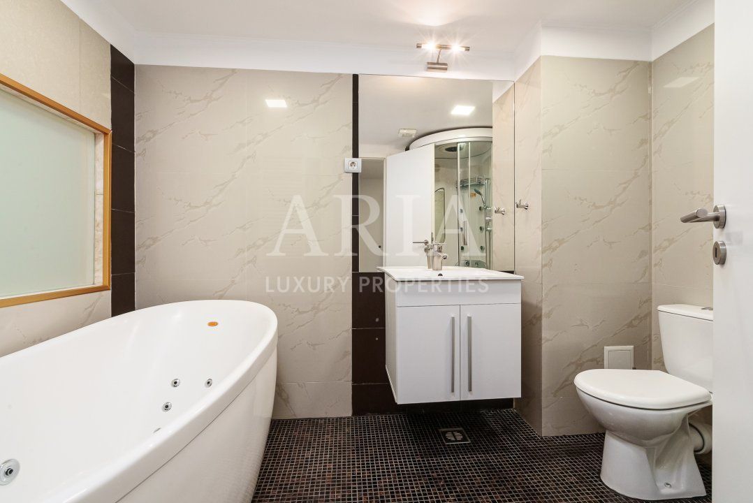 PERSEPOLIS Apartament 4 Camere Zona Heastrau - Poză 13