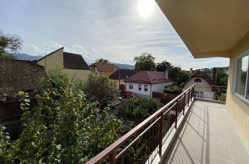 Casa P+2+M de inchiriat in zona Blumana - Brasov - Poză 6