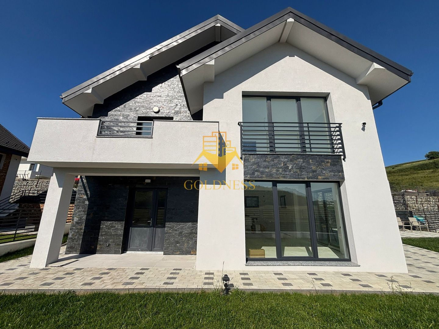 Casa individuala, 4 camere, garaj ,gradina, 2 bai, Popesti , Baciu - Poză 2