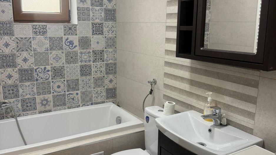 Penthouse de lux zona Braytim | 4 camere+terasa 40mp | 2 Bai | Mobilat si utilat - Poză 12