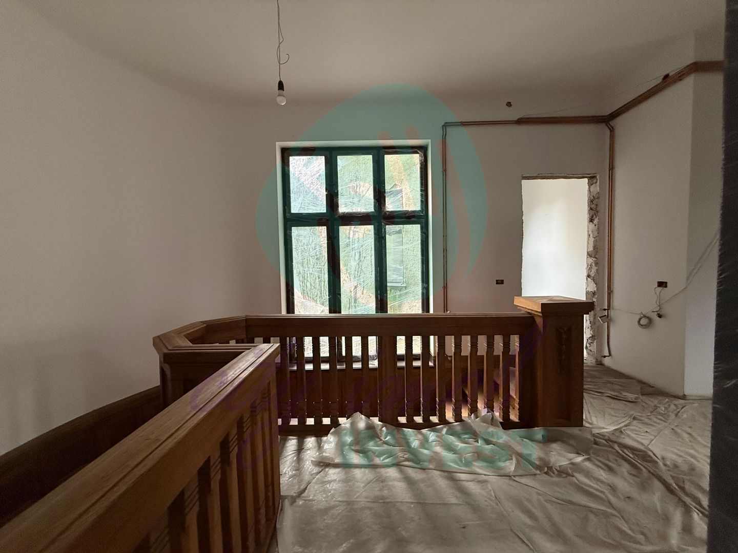 Apartament boieresc partial renovat - Poză 2