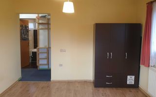 Apartament cu 2 camere de vânzare într-o vilă, zona de case, Cluj. - Poză 2