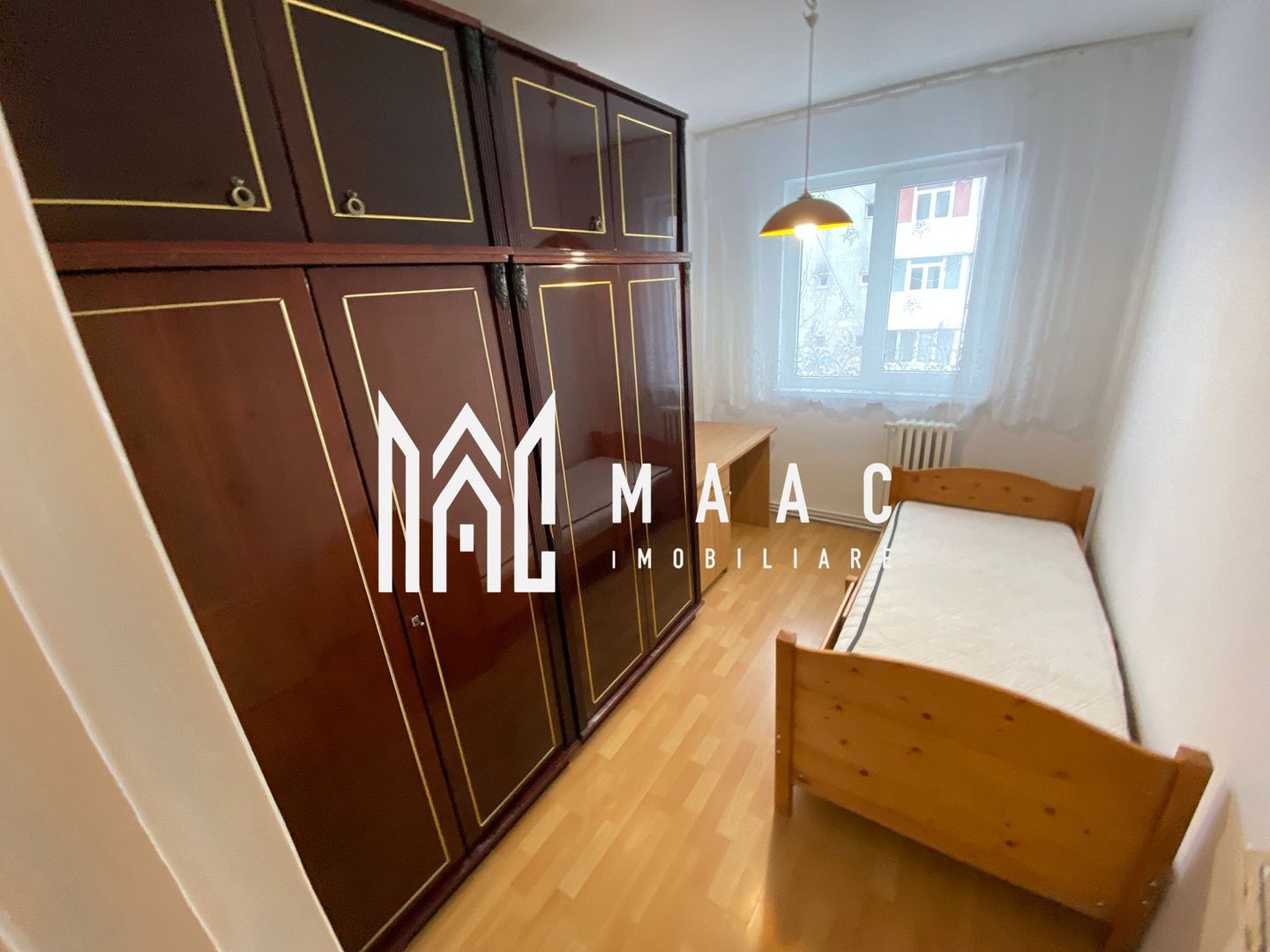 Apartament 3 camere | Etaj 1 | Balcon | Pivniță I Hipodrom 3 - Poză 1