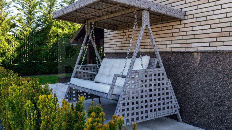 Vânzare, casă, 3 nivele, 4 camere, strada Schinoasa, com. Bacioi - Poză 3