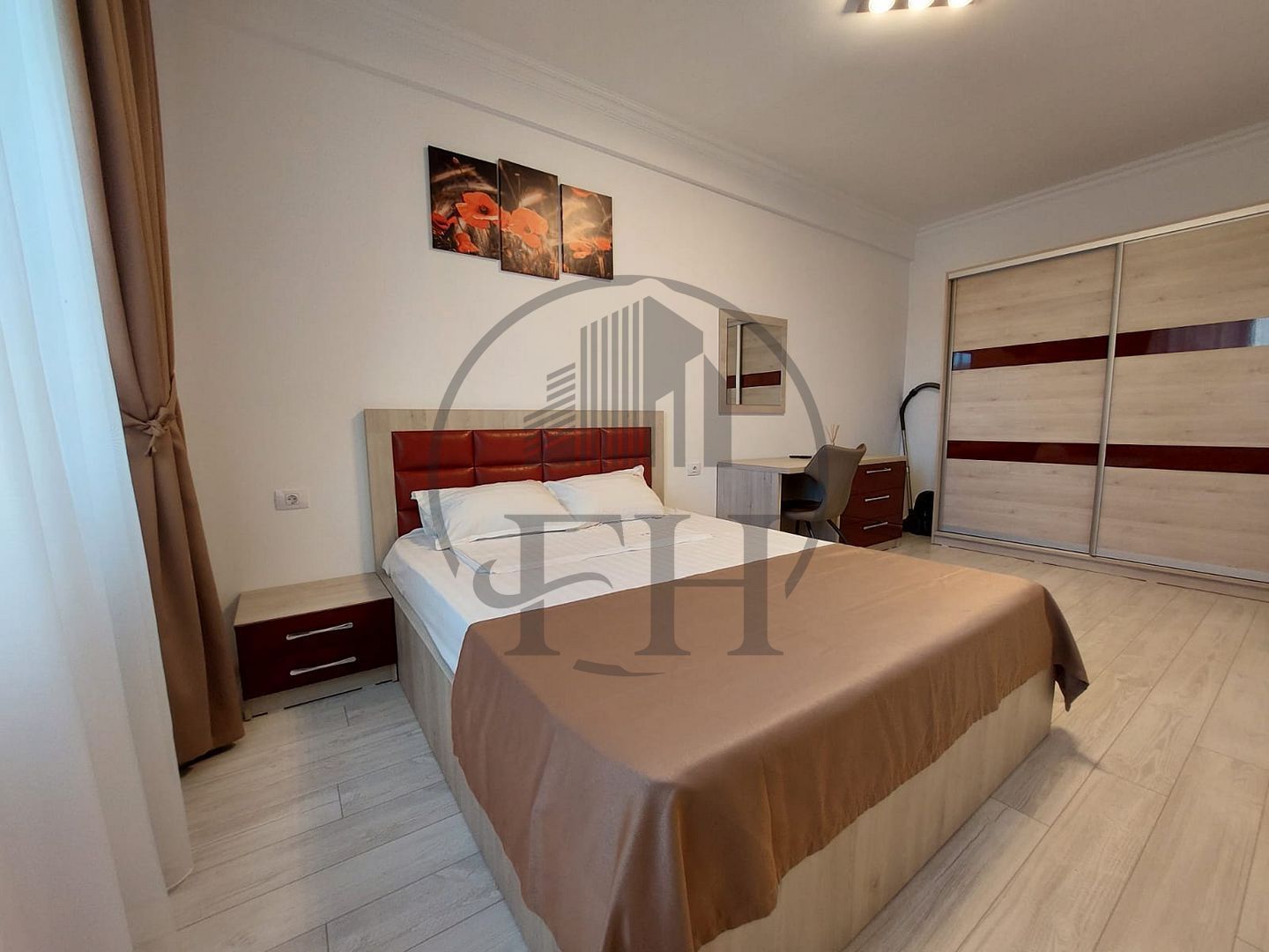 SOLD/ VANDUT Apartament cu 2 camere în zona Central - Poză 2