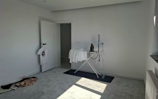 Vila cu 5 camere de vanzare, Strejnicu - Poză 19