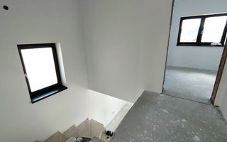 Casa Sibiu, Cristian 4 camere, 2 bai, Casa intabulata - Poză 21