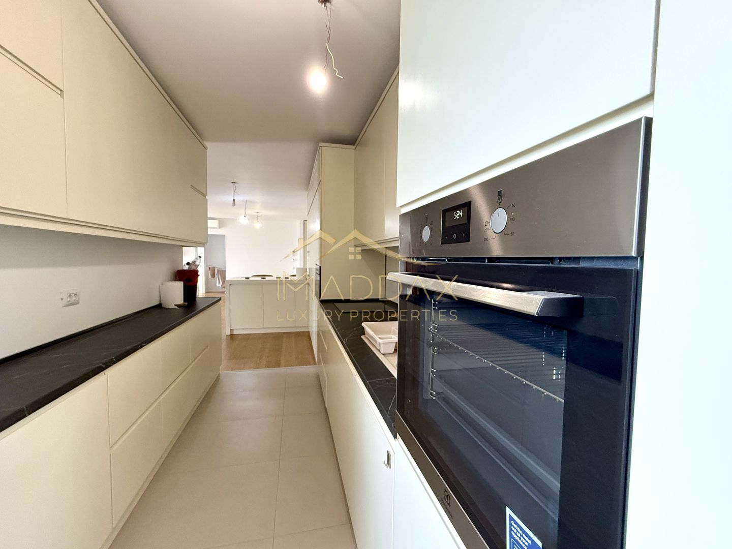 Apartament cu 4 camere  *122mp* / 1 Parcare Subetarana / Floreasca - Lake View - Poză 10