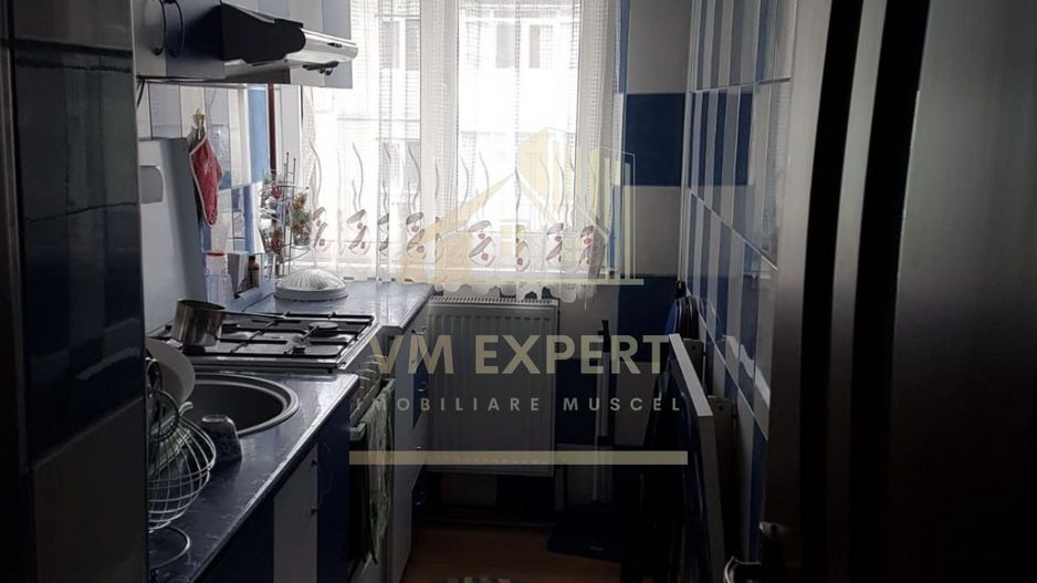 APARTAMENT 2 CAMERE, ETAJ 3, VISOI, CAMPULUNG - Poză 3