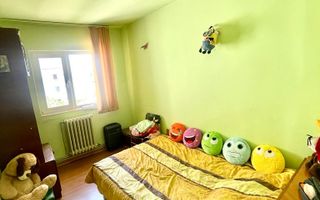 Galata-Lidl Apartament 3 camere decomandat - Poză 1