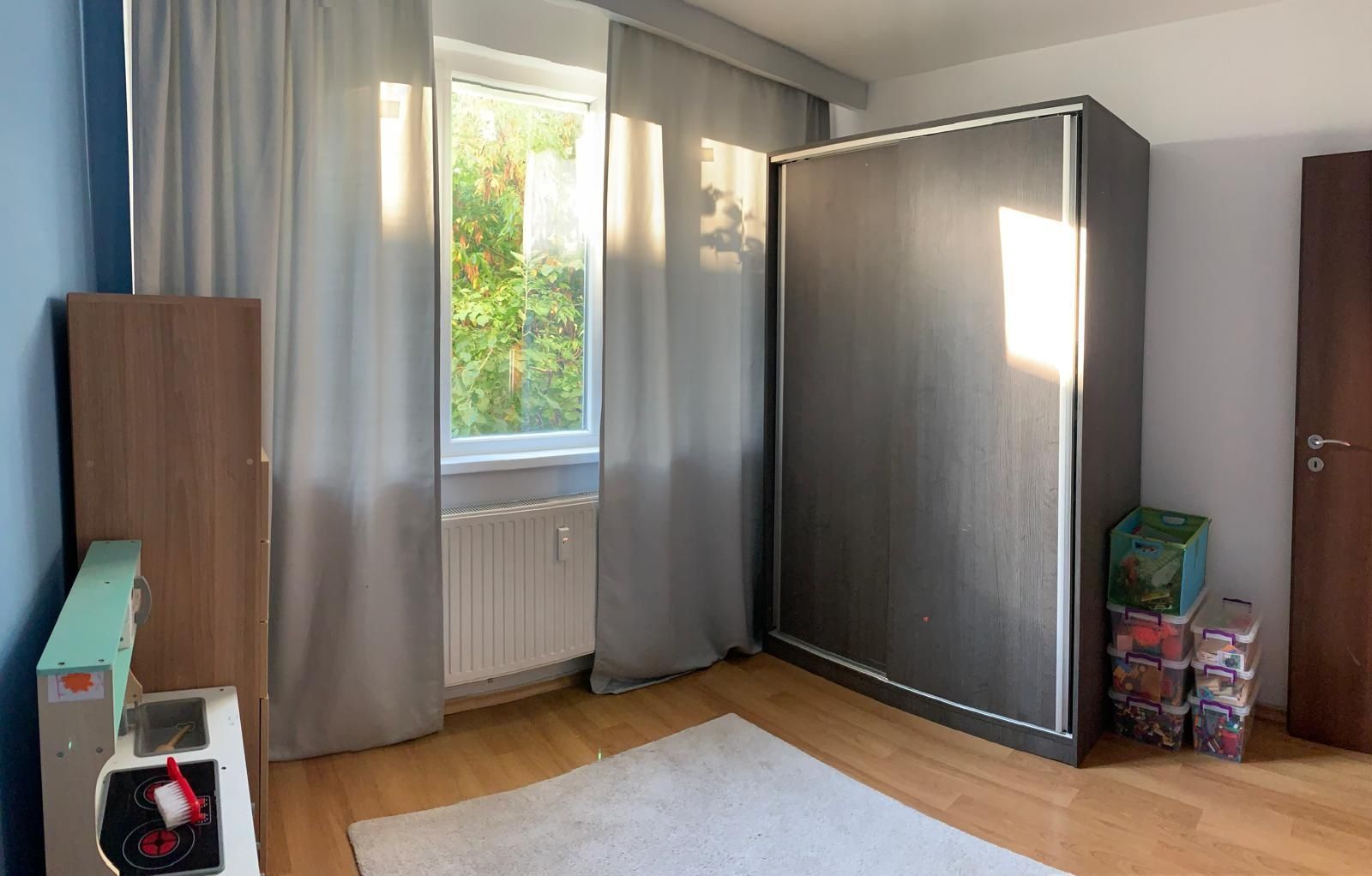 Vând apartament 4 camere - Poză 4