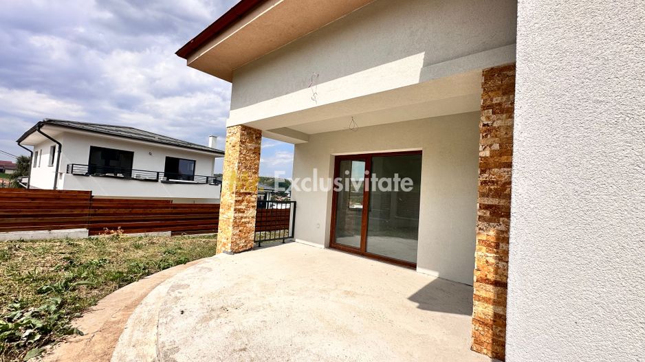 Casa individuala-4 dormitoare,225 mp utili,garaj-Chinteni - Poză 3