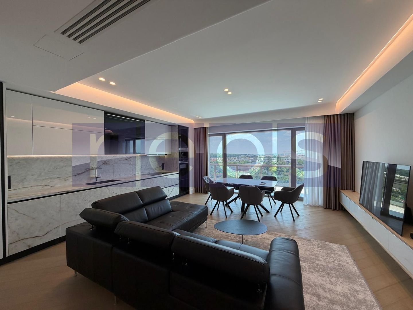 VANZARE APARTAMENT 101MP | 3 CAMERE | MOBILAT-UTILAT LUX | TERASA 26MP - Poză 1