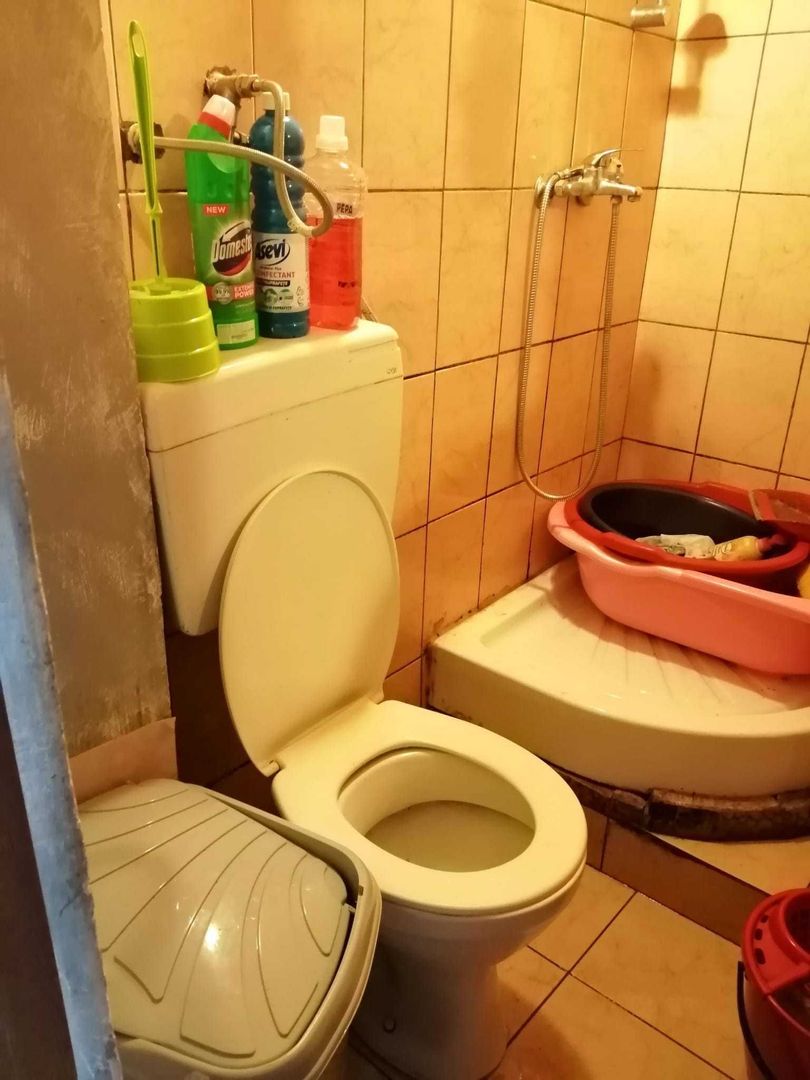 BRASADAS vinde garsoniera 22mp. pe Ostrovului la etajul 2/4. - Poză 5
