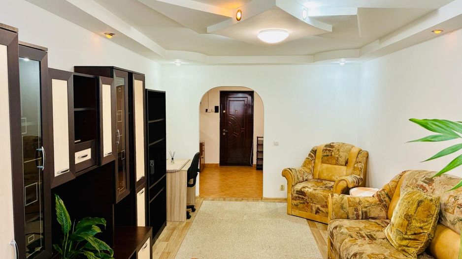 De inchiriat Apartament cu 3 CamereI Suceava/Mărășești I400Euro/Luna - Poză 3