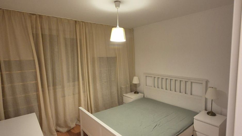 De inchiriat apartament cu 3 camere , Tineretului sector4 - Poză 1