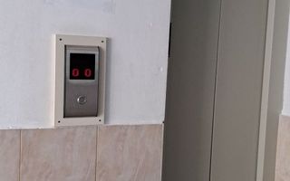 Garsoniera moderna, zona Chisinau, etaj 7, totul nou, mutare imediata - Poză 8