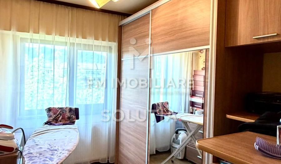 Apartament 4 camere | 2 băi | Decomandat | Etaj 2 - Poză 14