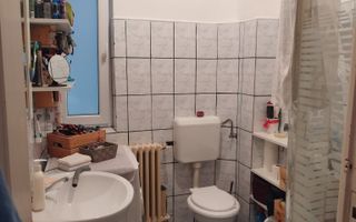 Apartament cu 3 camere de vanzare-Piata Victoriei - Poză 6