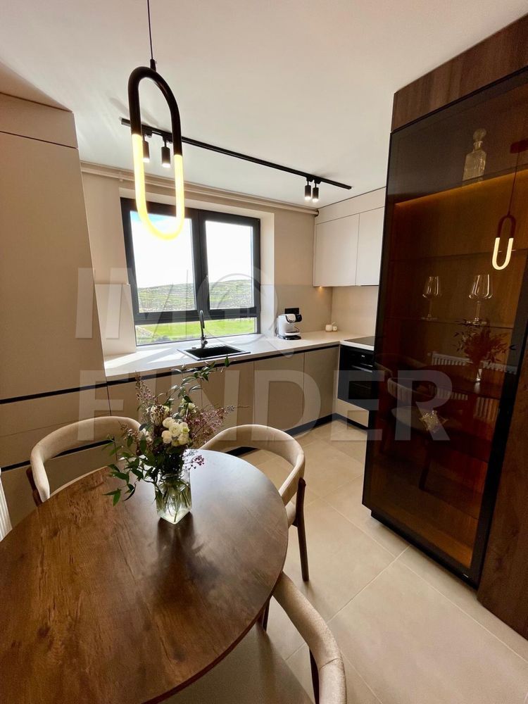 Vedere spectaculoasa I Renovare completa I Gheorgheni - Poză 9