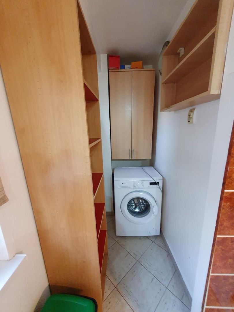 Aparament 5 camere etaj 1 zona Dambovita - Poză 8