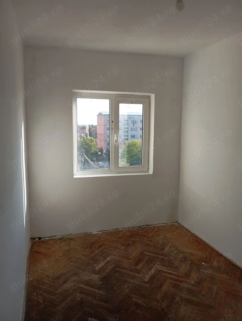 Apartament 3 camere Micro 17 Satu Mare - Poză 2