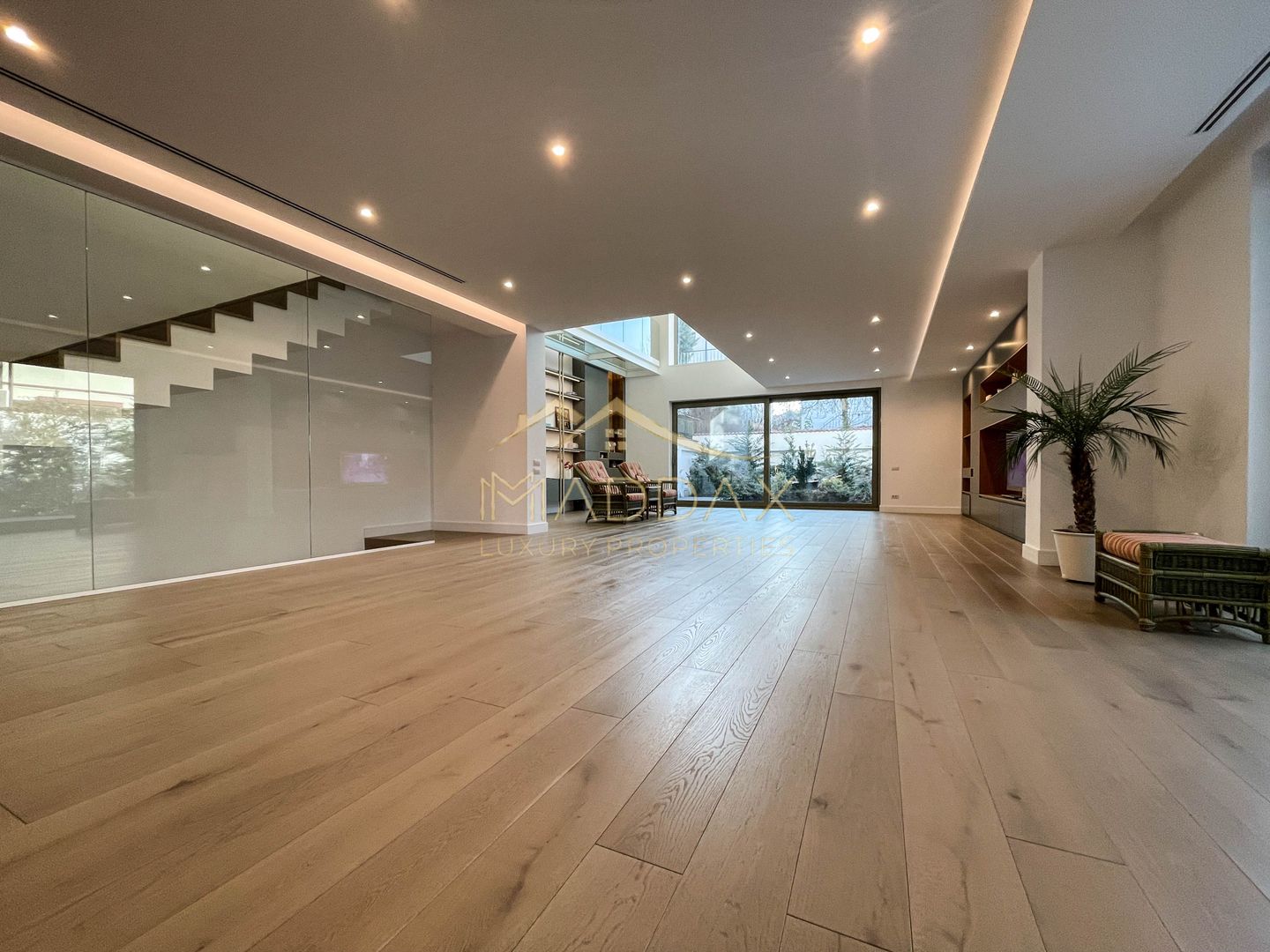 Masterpiece Villa // 940 sqm // 4 parking spaces // Domenii - Poză 6