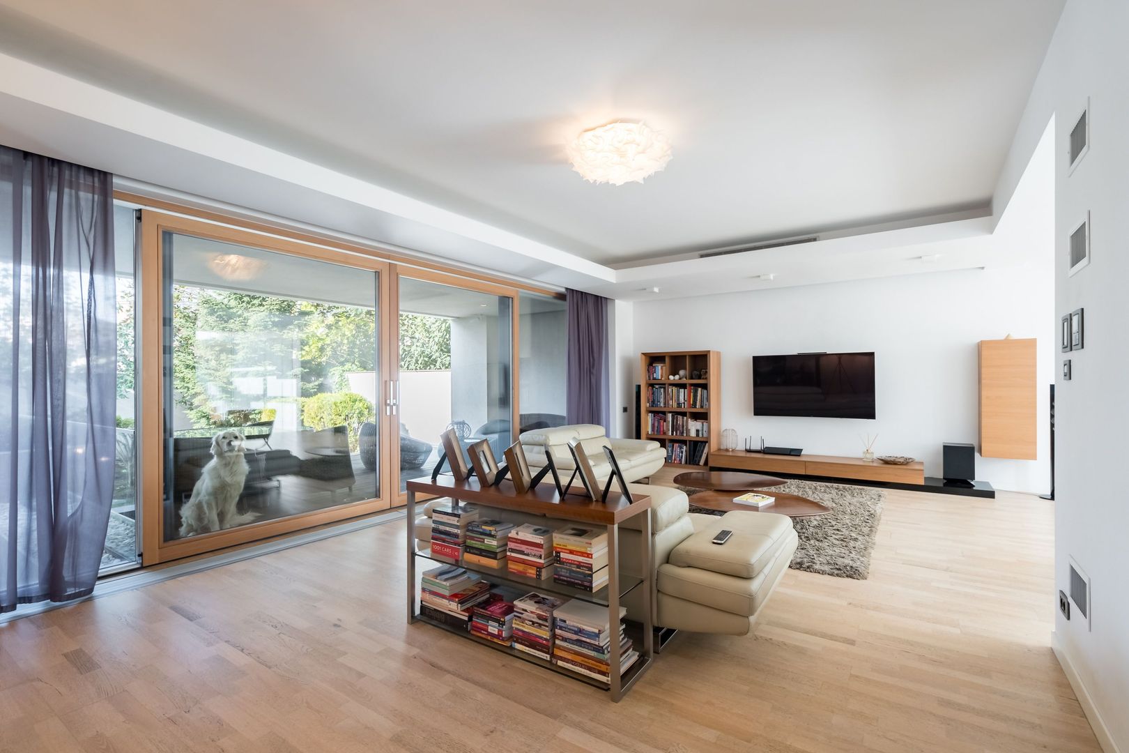 UNA DIN CELE MAI FRUMOASE CASE MODERNE DIN BUCURESTI - Poză 3