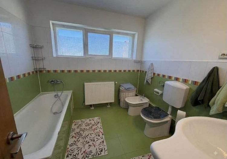 CASĂ INDIVIDUALĂ ÎN ZONA RONAȚ - Poză 12