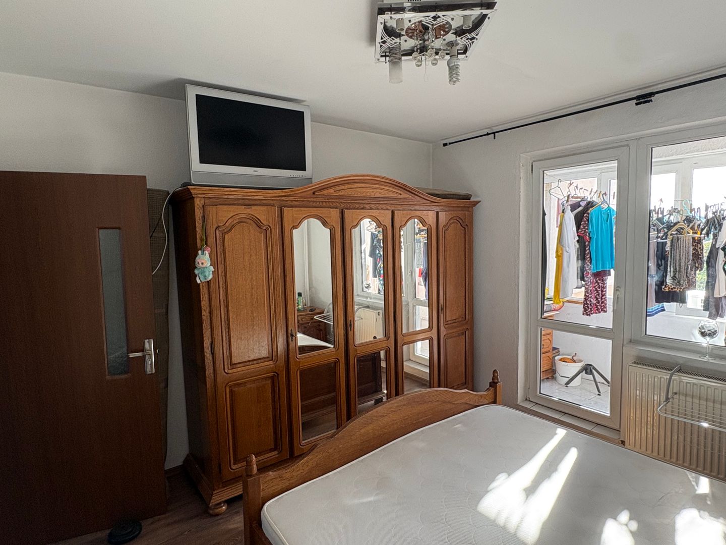 Apartament cu 3 camere - Centrala - Auchan Titan - Metrou 1 Decembrie - Poză 6
